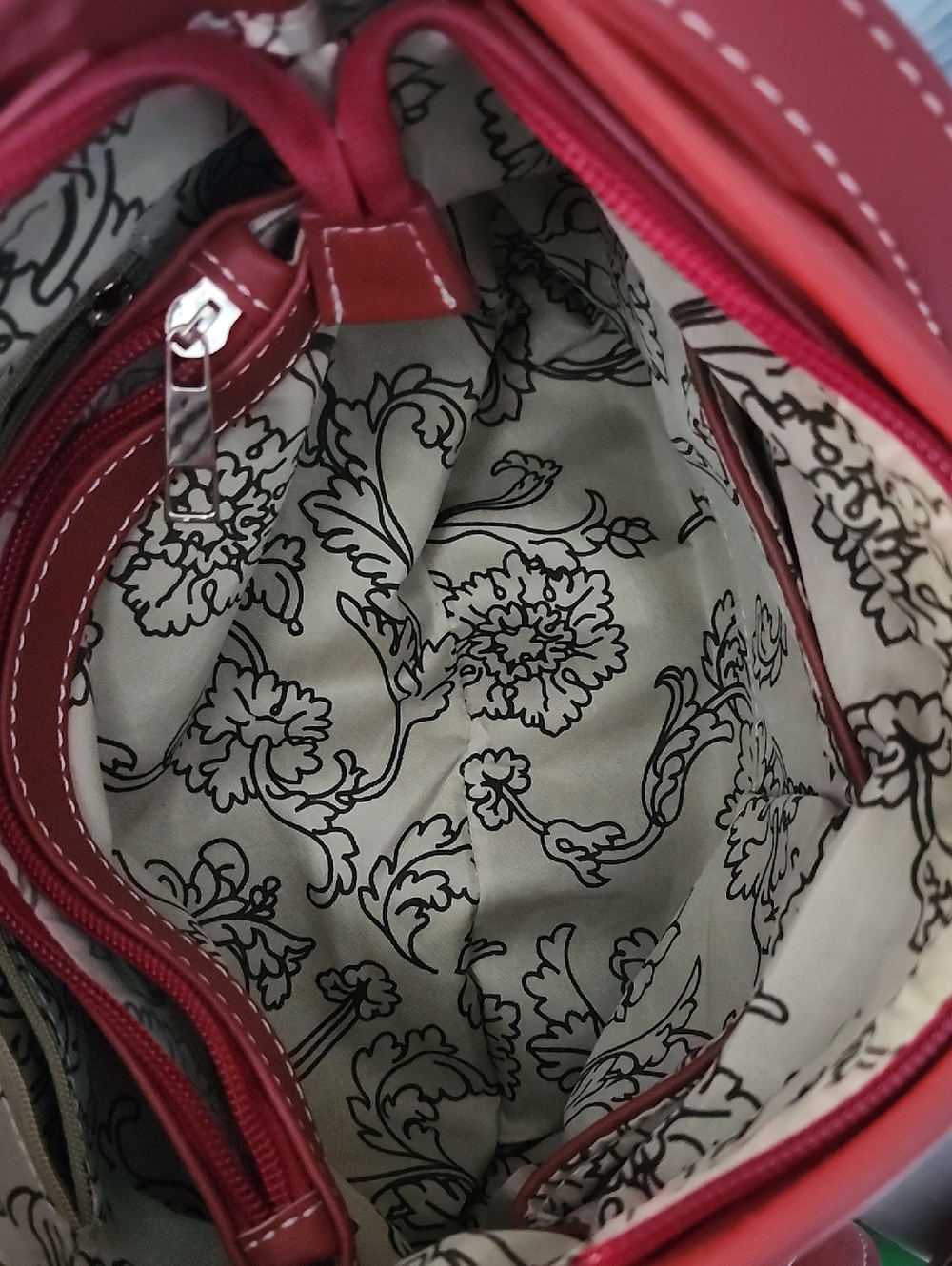 Women’s Red Flag Crossbody Bag - Picture 6 of 10